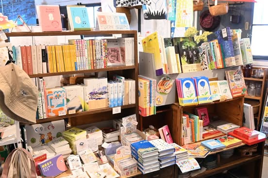 ブックスはせがわ 店内