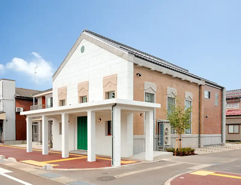 秋山孝ポスター美術館 長岡(APM)
